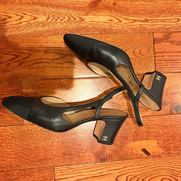 CHANEL Black Slingback Block Heel Pumps - Picture 2 of 12